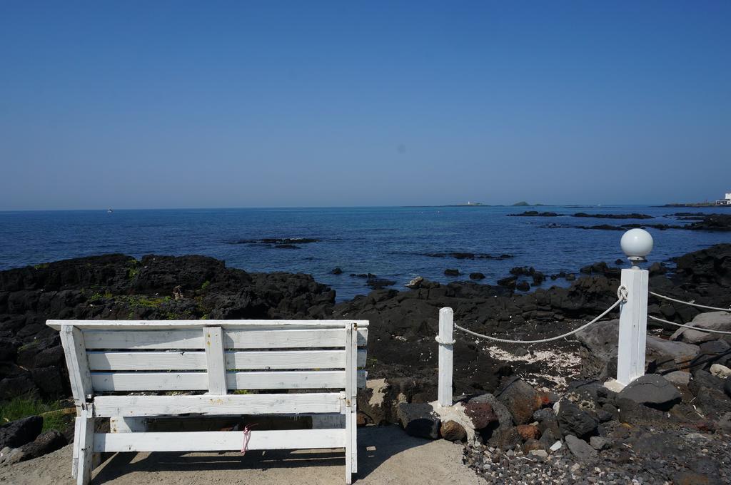 Park Beach Hotel Чеджудо Экстерьер фото
