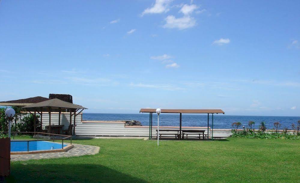 Park Beach Hotel Чеджудо Экстерьер фото